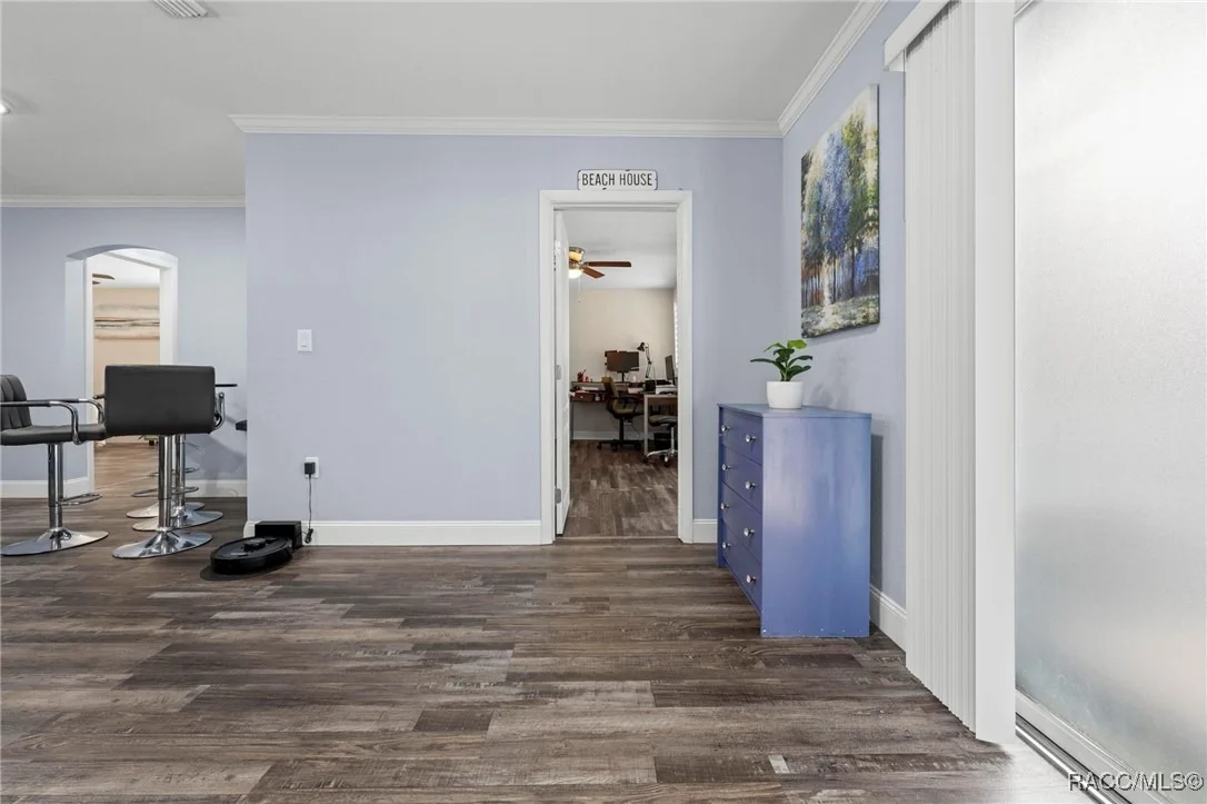 Photo of 2399 Gallagher Avenue