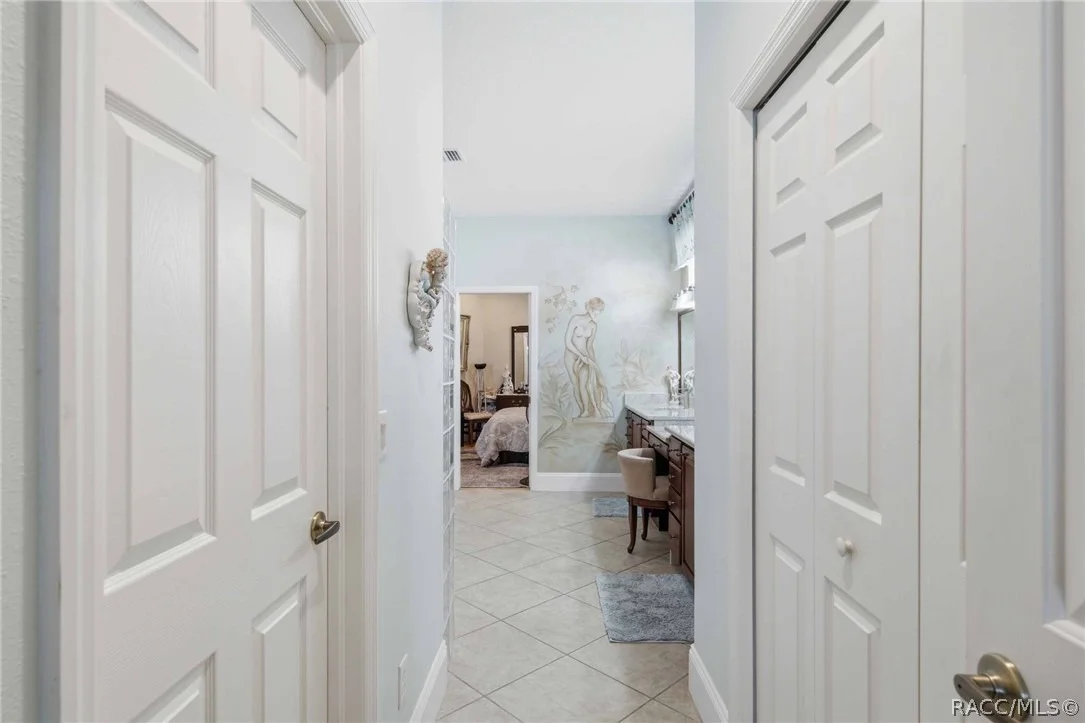 Photo of 1426 W Crossview Way
