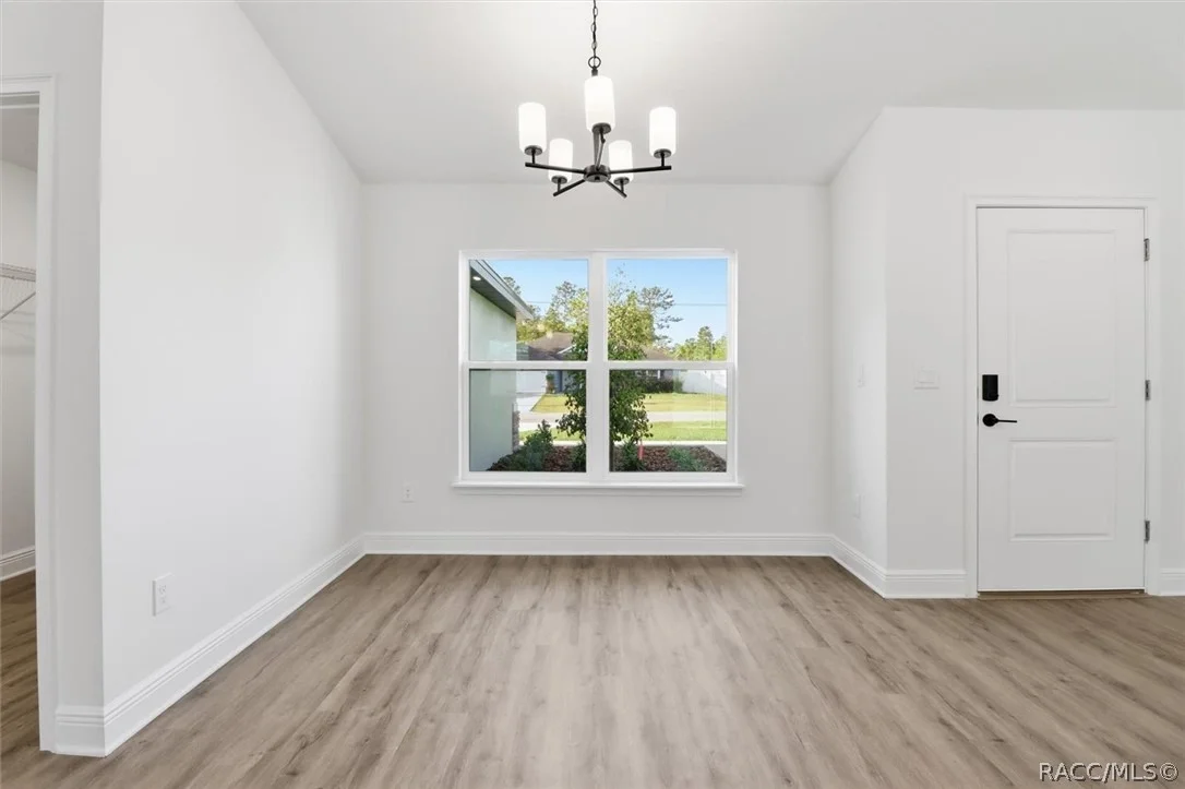 Photo of 2389 W Pinegrove Drive
