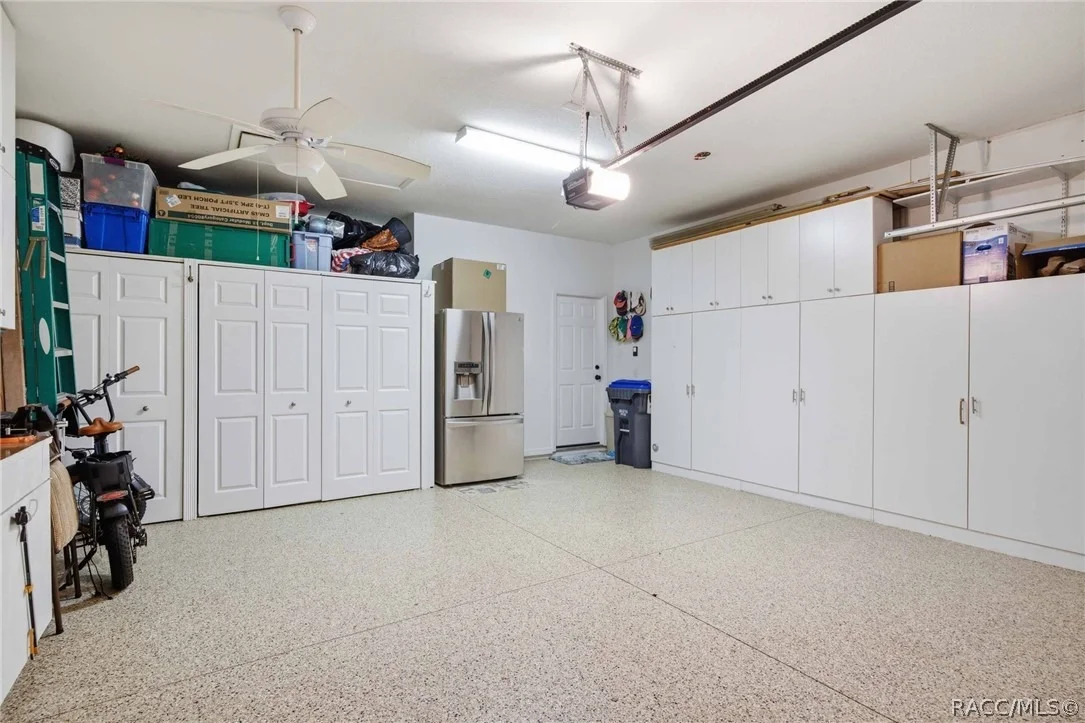 Photo of 1426 W Crossview Way