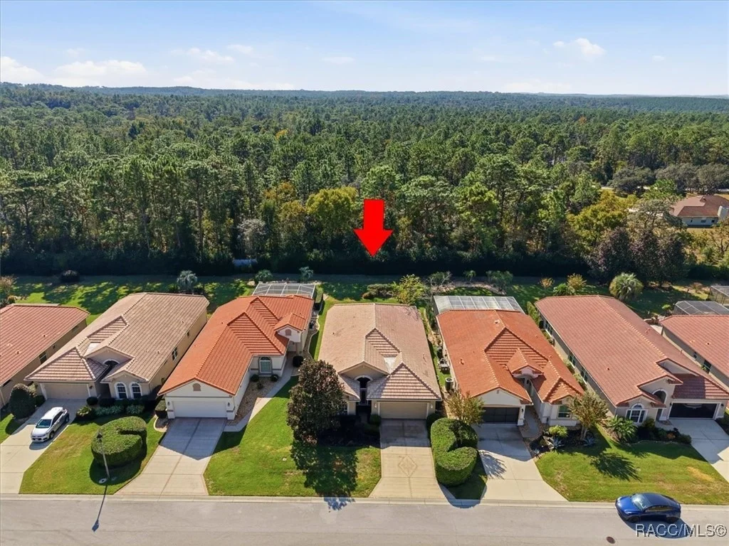 Photo of 1650 W Laurel Glen Path