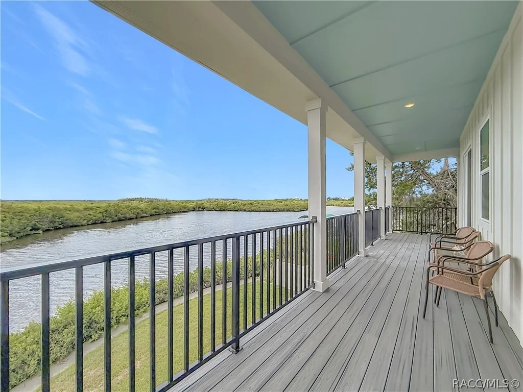 Photo of 1625 S Wallace Point