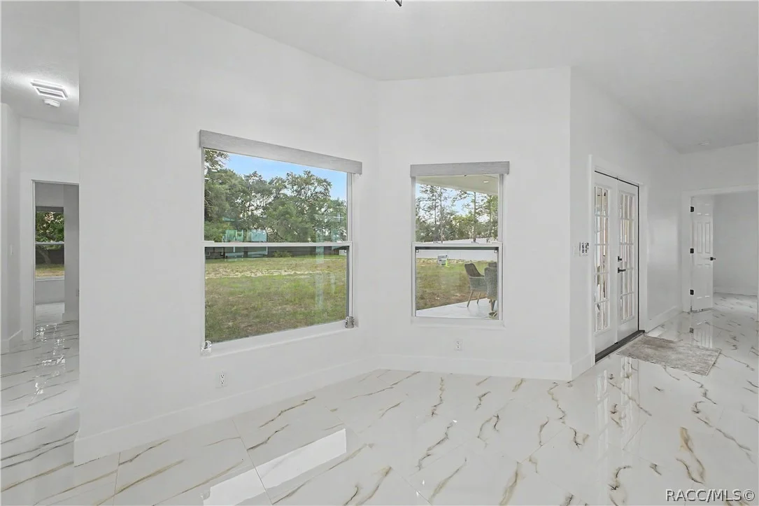 Photo of 7372 Madrid Road