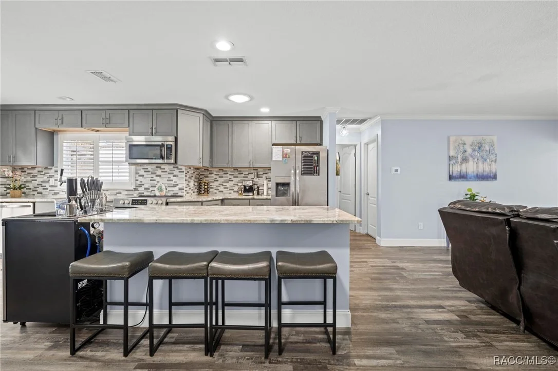 Photo of 2399 Gallagher Avenue