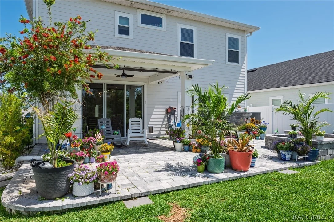 Photo of 121 Nighthawk Lane
