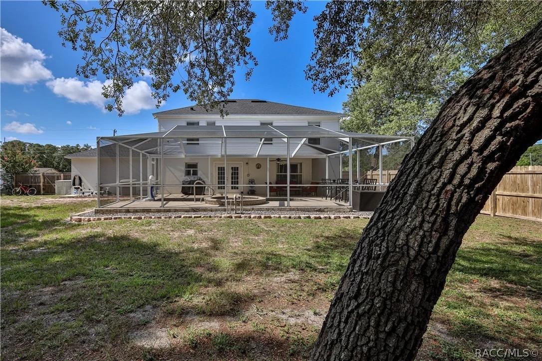 Photo of 1382 Larkin Road