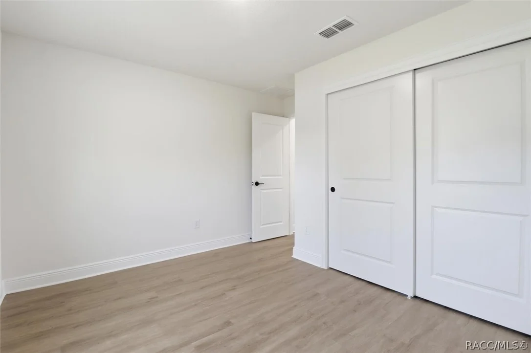 Photo of 2389 W Pinegrove Drive
