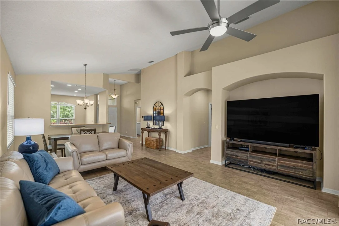 Photo of 984 W Skyview Crossing Drive