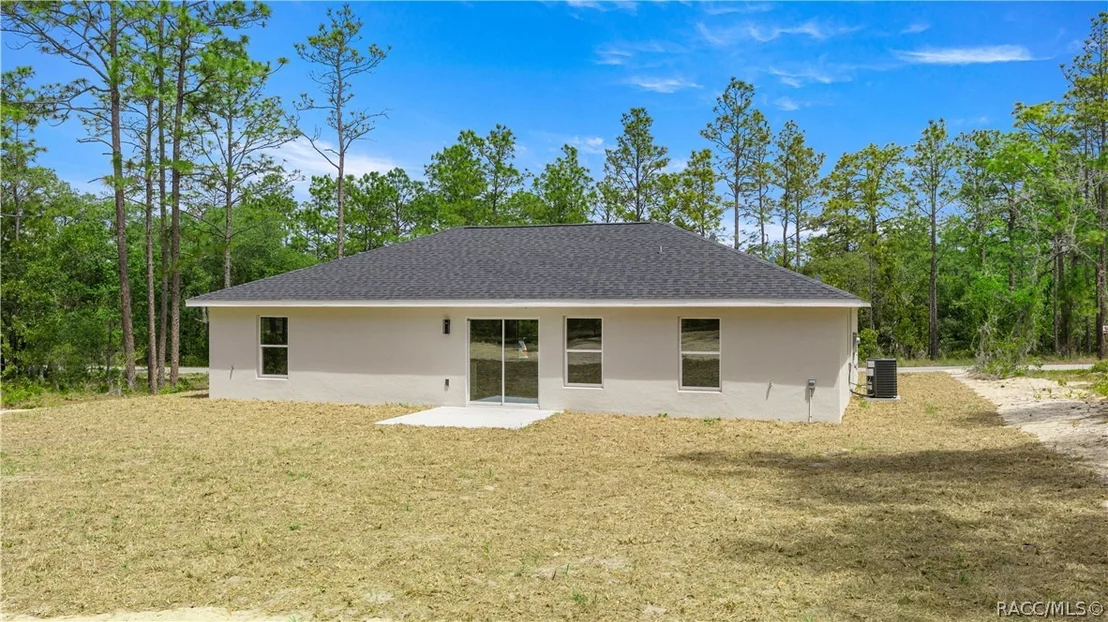 Photo of 1281 SW Willow Road Ext