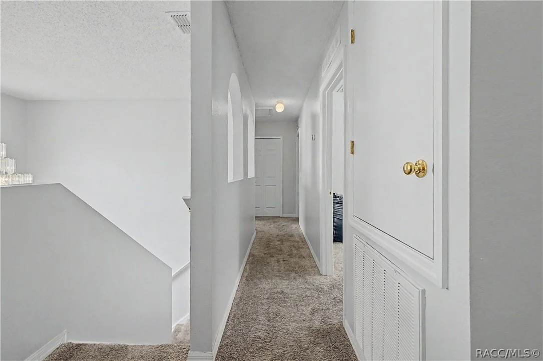 Photo of 1382 Larkin Road