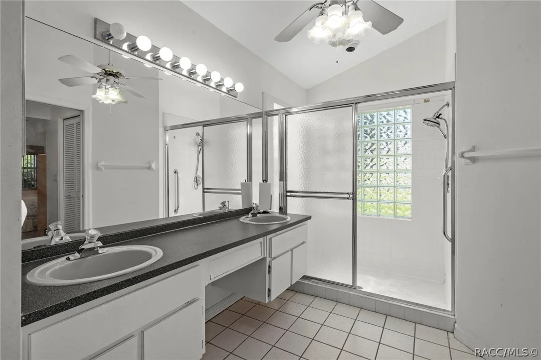 Photo of 1241 Persian Avenue