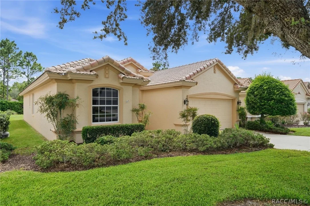 Photo of 1720 W Laurel Glen Path