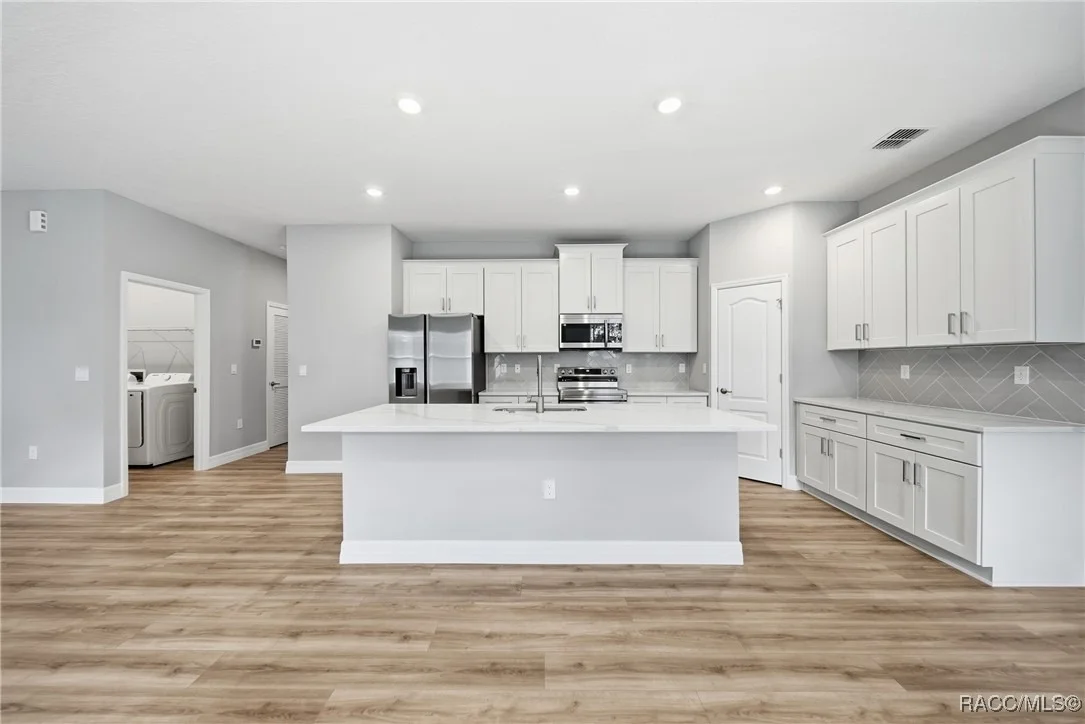Photo of 32 Glenridge Circle