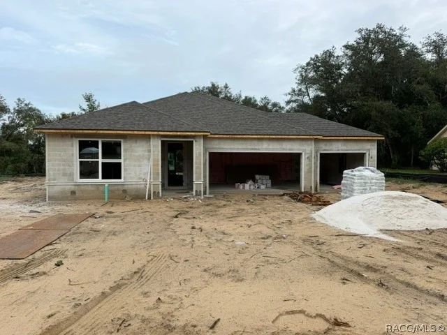 Photo of 1465 E Saint James Loop
