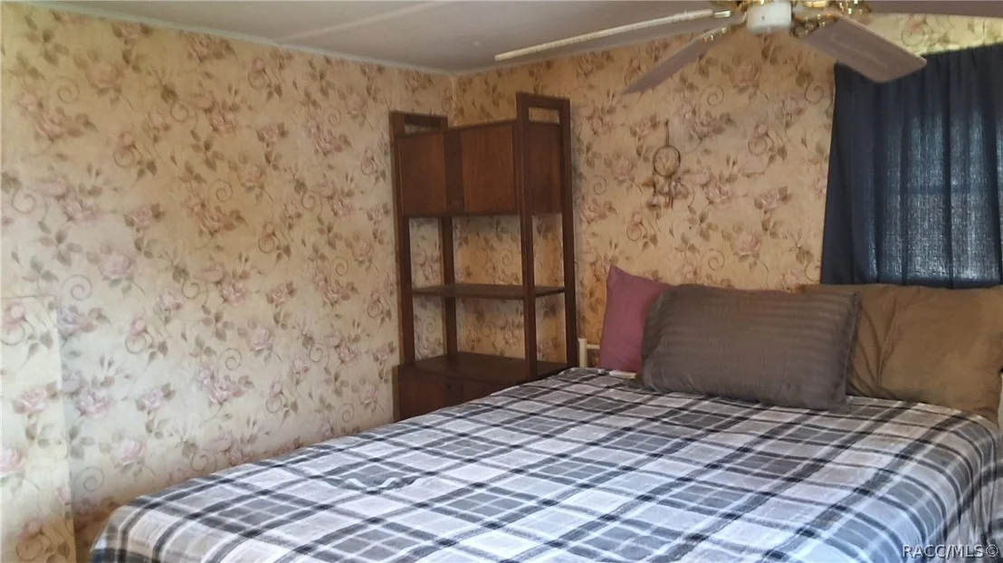 Photo of 2488 Park Point