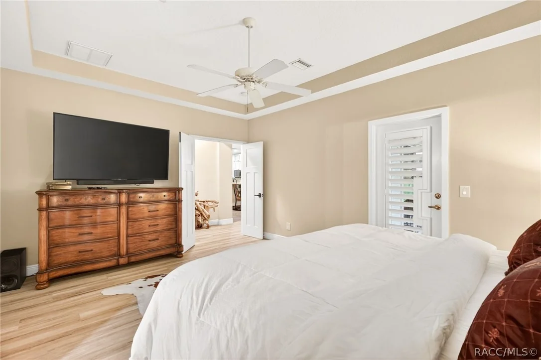 Photo of 842 W Silver Meadow Loop