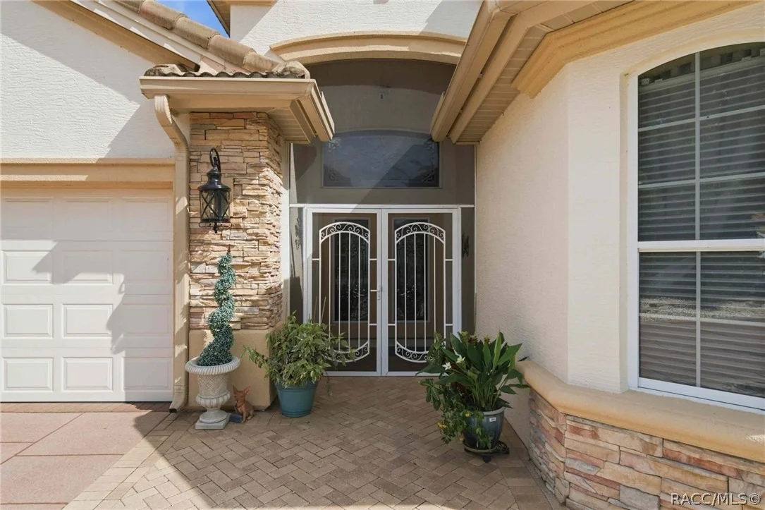 Photo of 1426 W Crossview Way