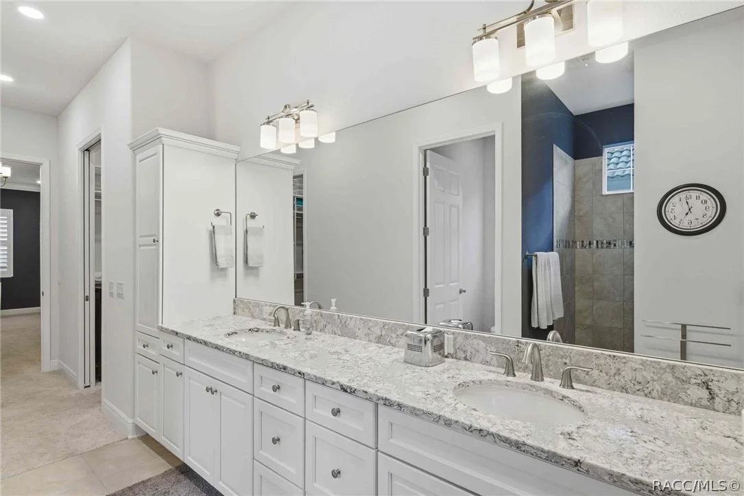 Photo of 2210 N Peakview Loop