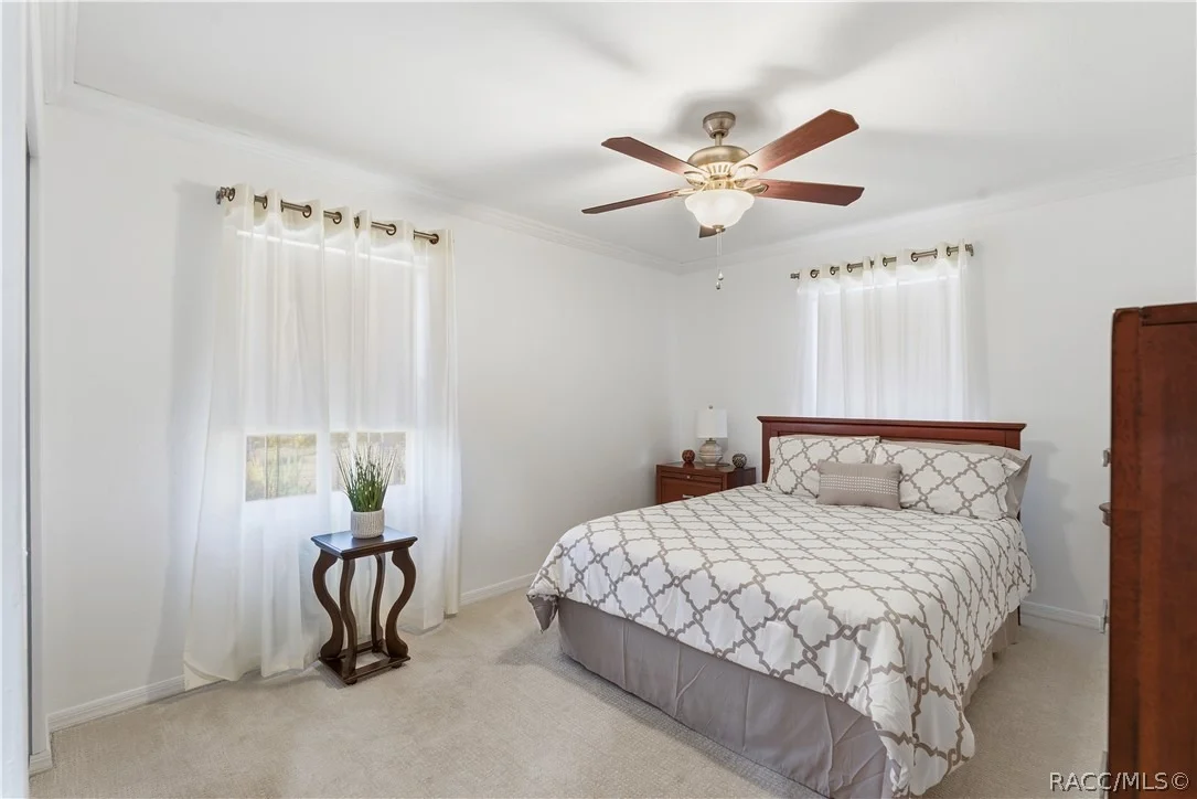 Photo of 335 W Pearson Street
