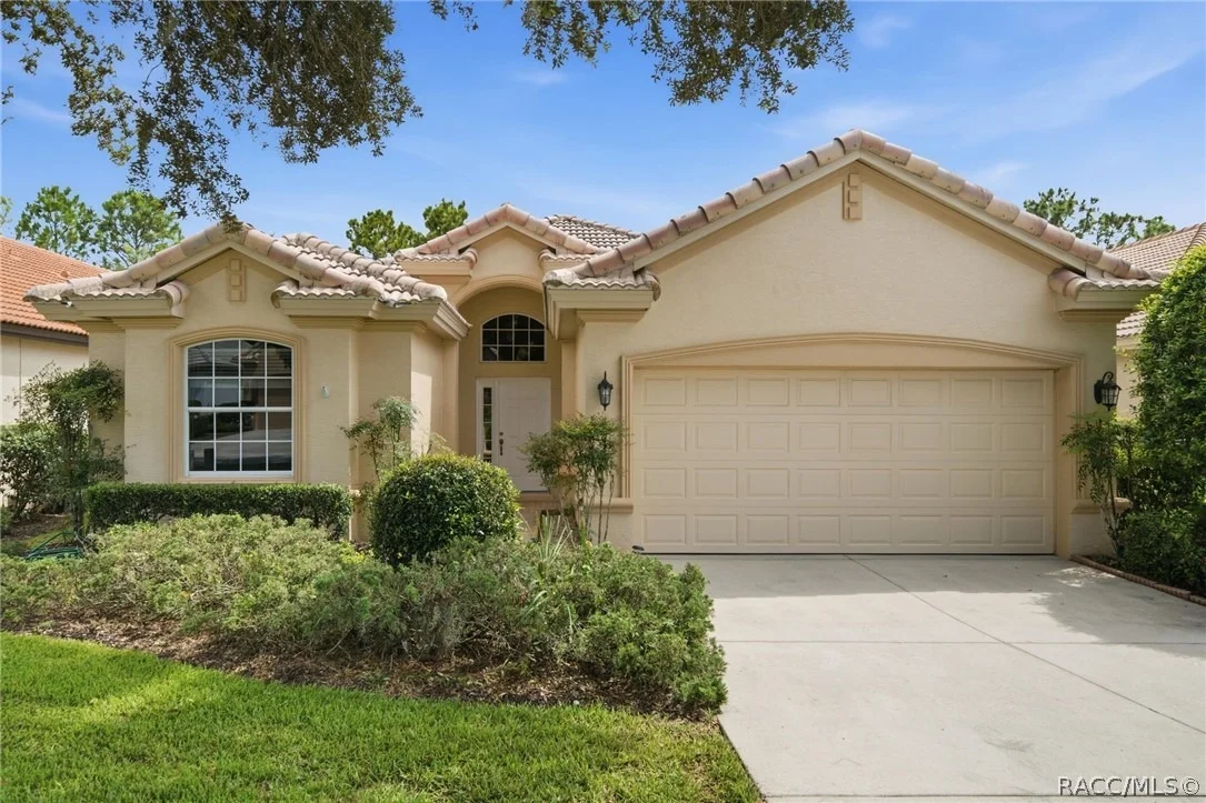 Photo of 1720 W Laurel Glen Path