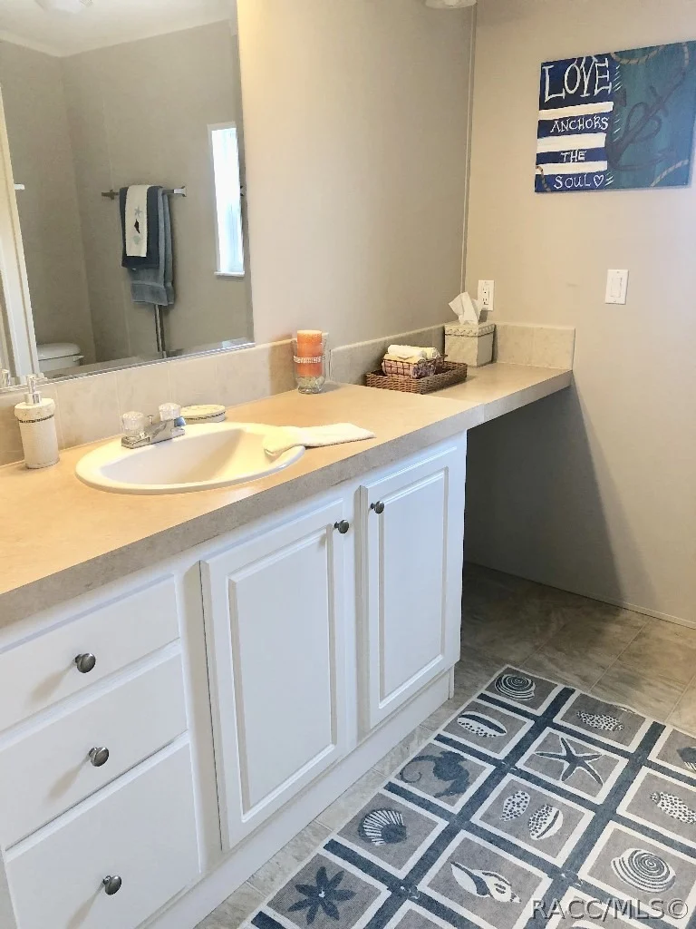 Photo of 1126 S Urchin Point