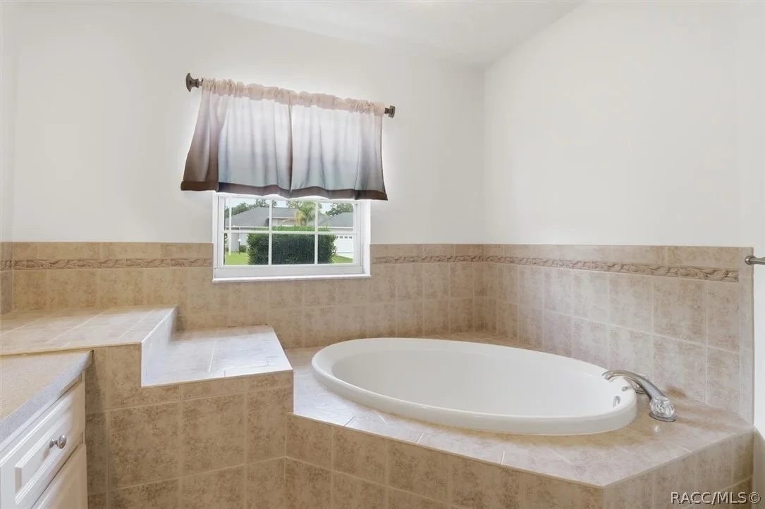 Photo of 234 E Eureka Court