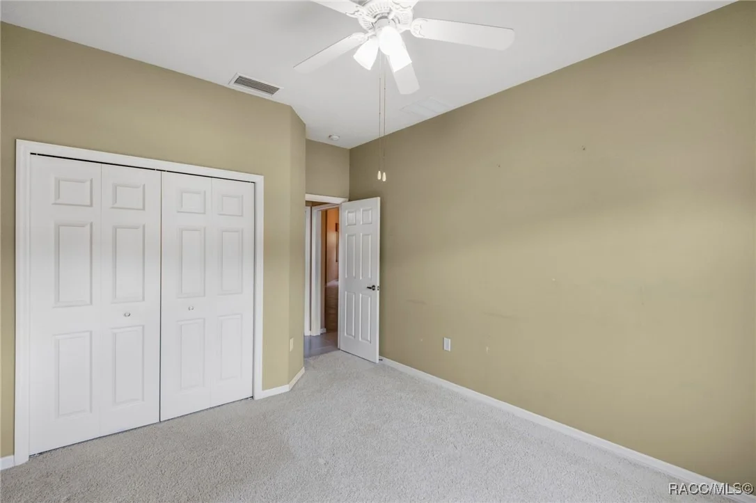 Photo of 1052 W DIAMOND SHORE Loop