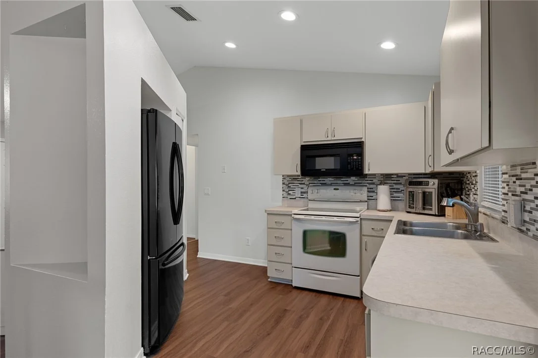 Photo of 1014 Stetson Terrace