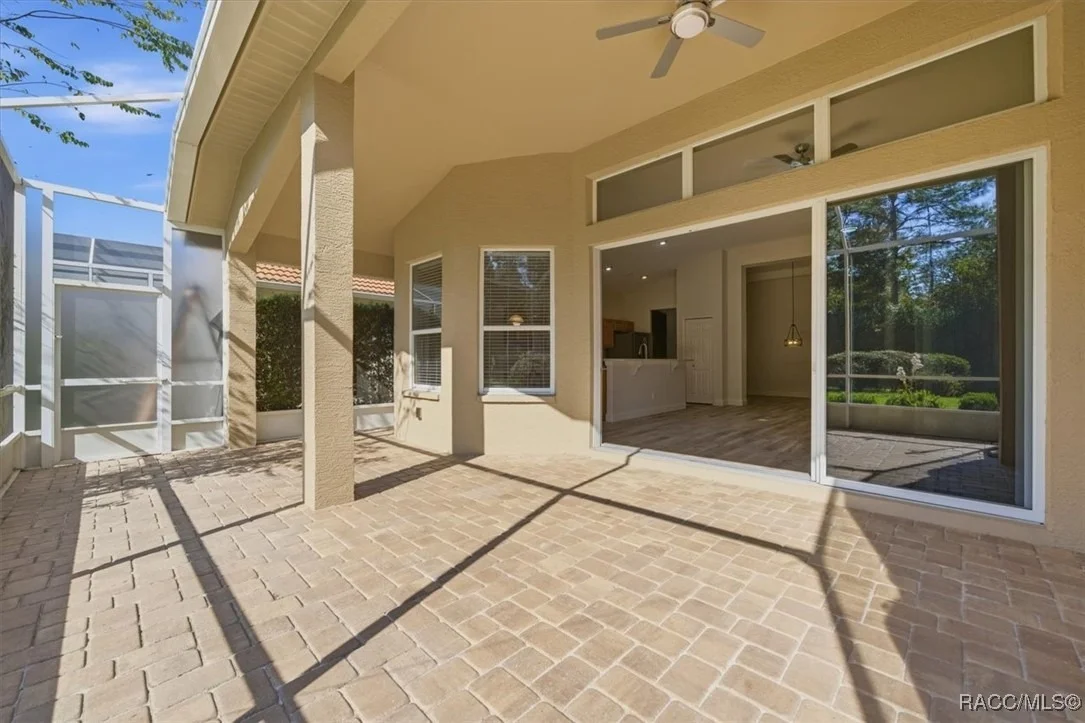 Photo of 1650 W Laurel Glen Path