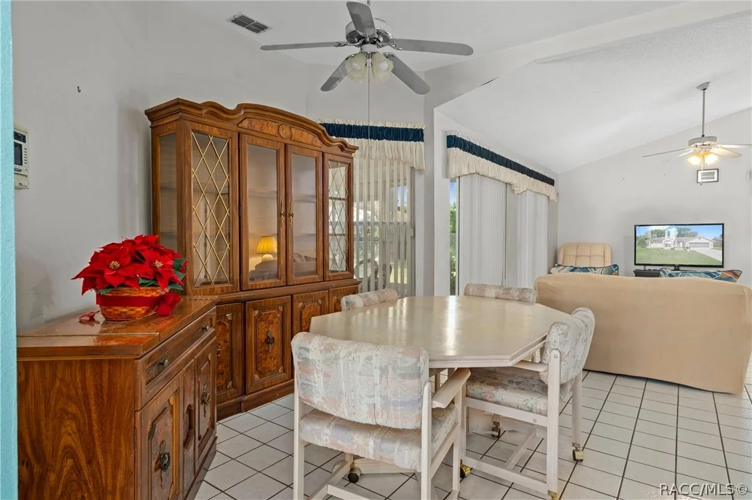 Photo of 1241 Persian Avenue