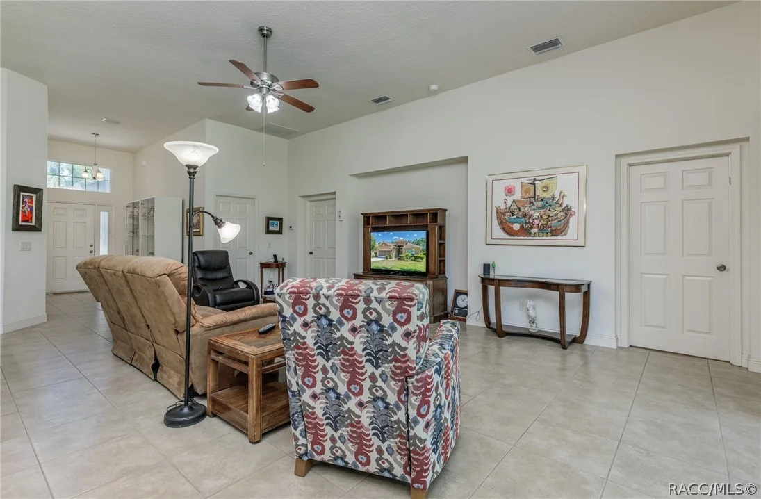 Photo of 1557 W Caroline Path