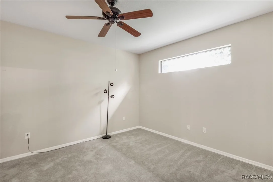 Photo of 1052 W DIAMOND SHORE Loop