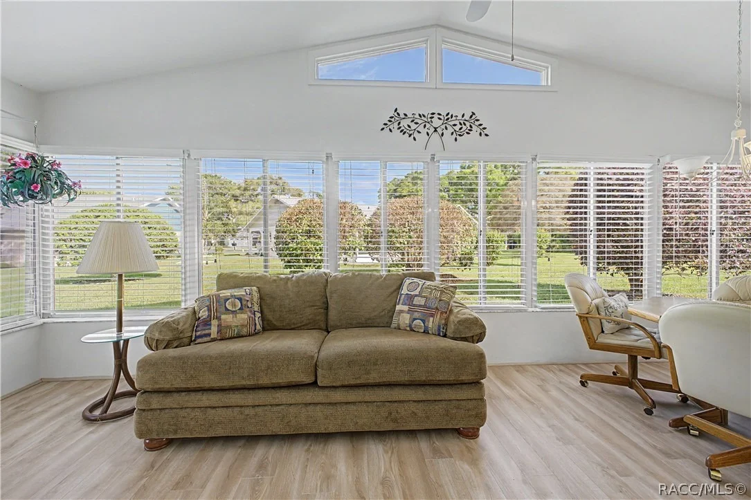 Photo of 6347 Darien Way