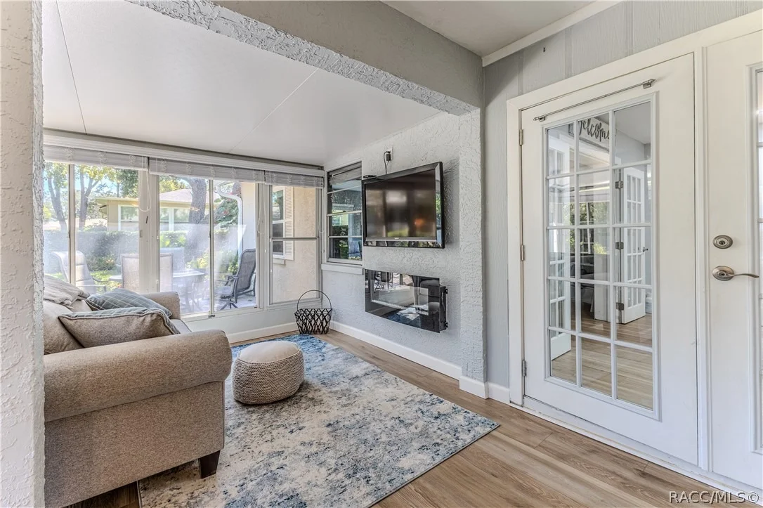 Photo of 6428 Plantation Road