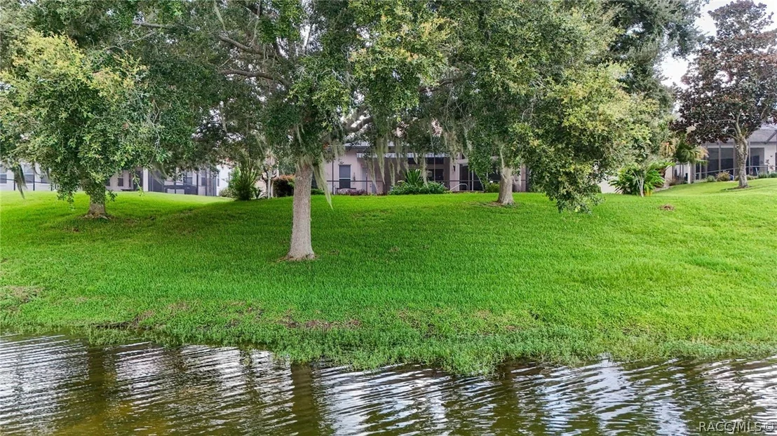 Photo of 1041 W Beagle Run Loop