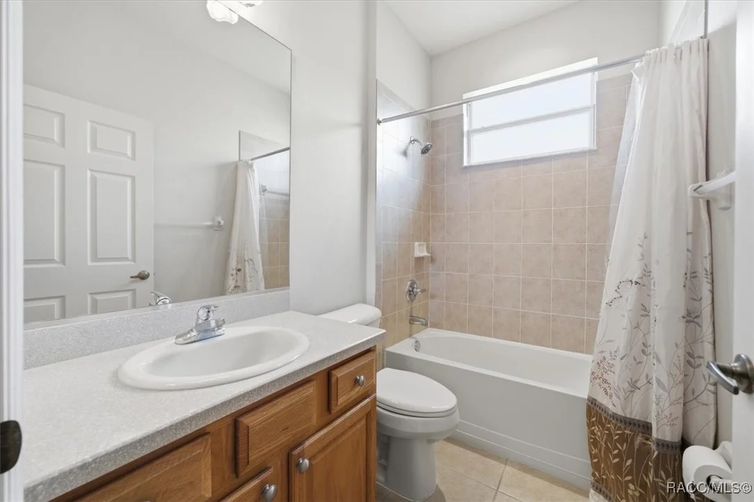 Photo of 1650 W Laurel Glen Path