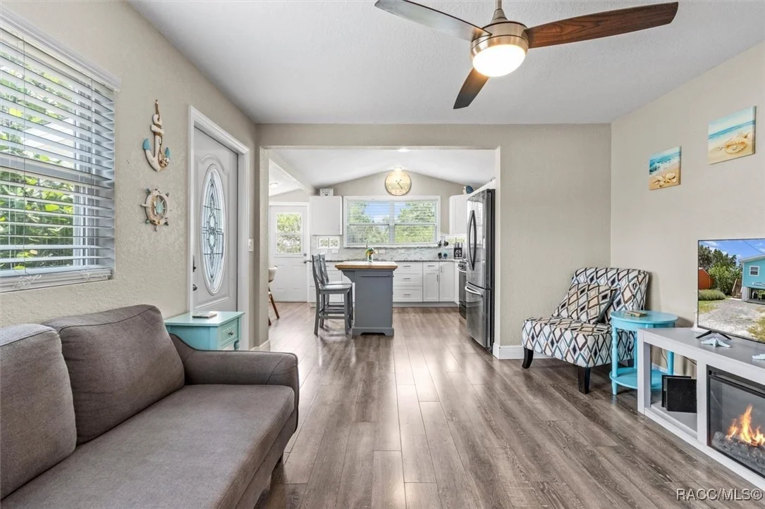 Photo of 2190 S Seaport Point