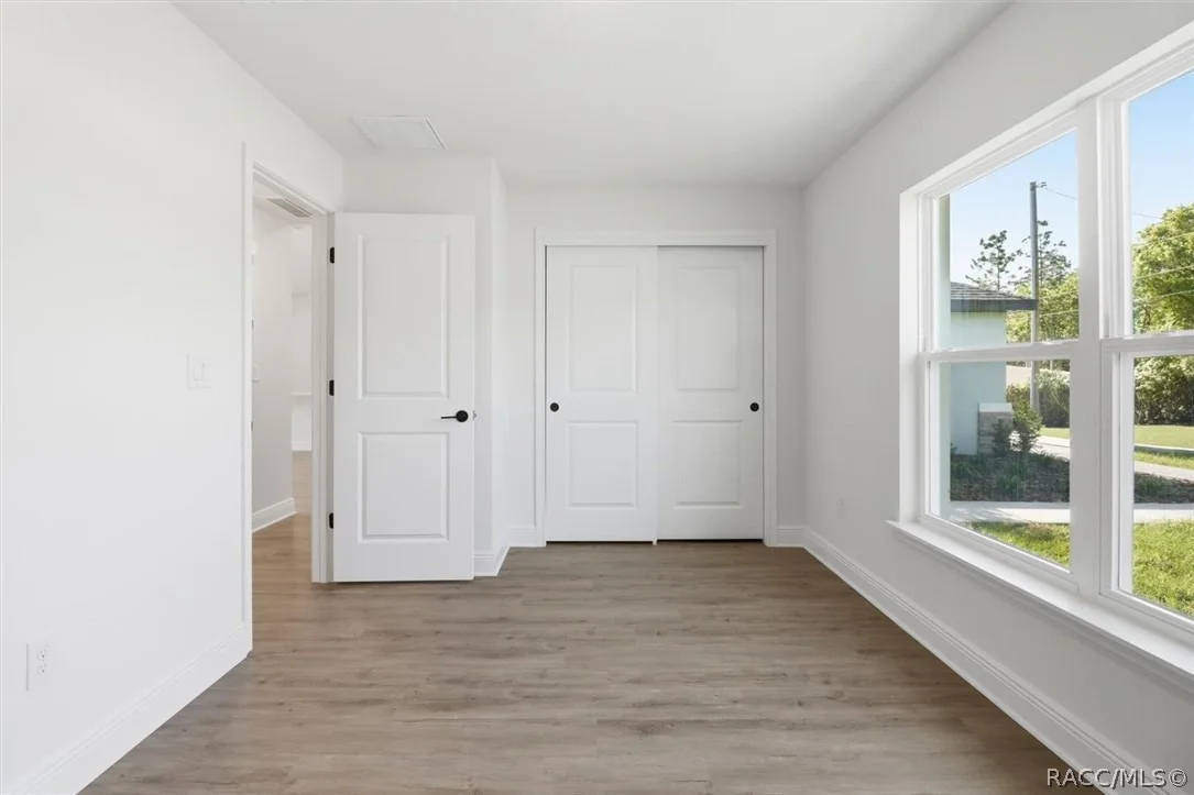 Photo of 2389 W Pinegrove Drive