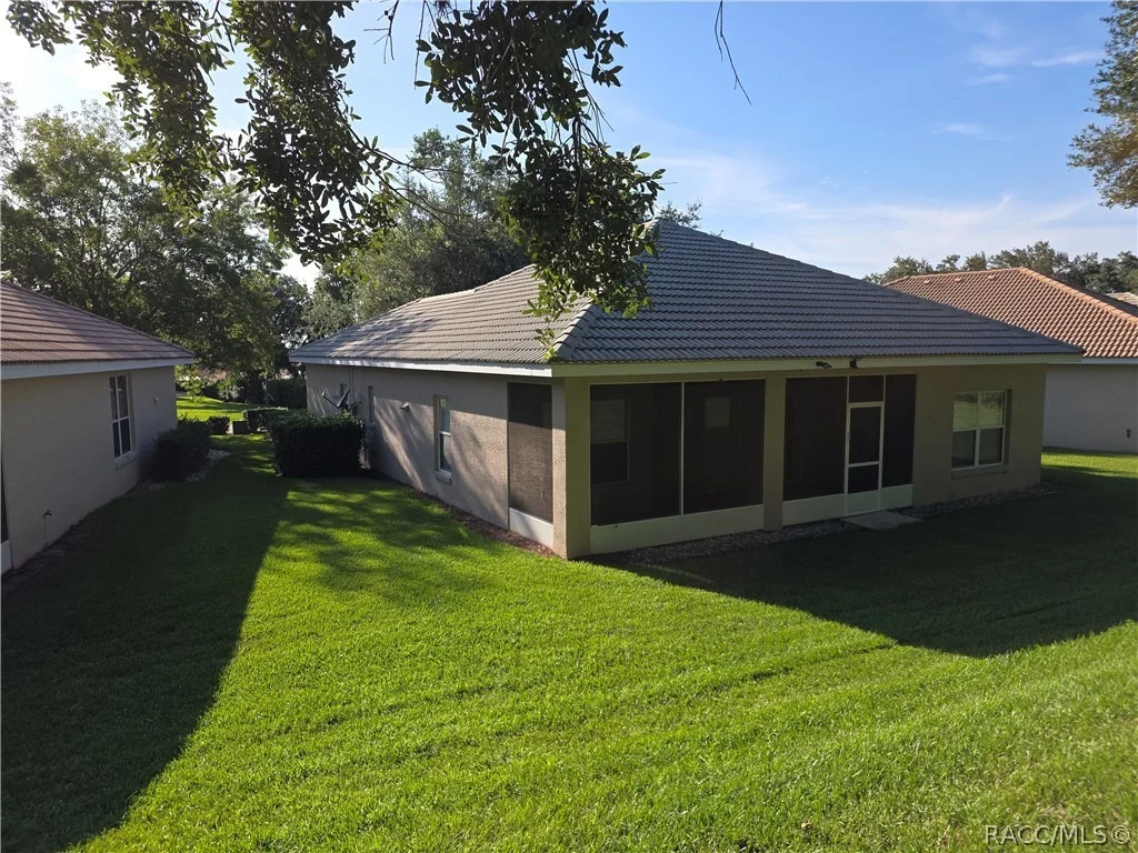 Photo of 836 W Silver Meadow Loop