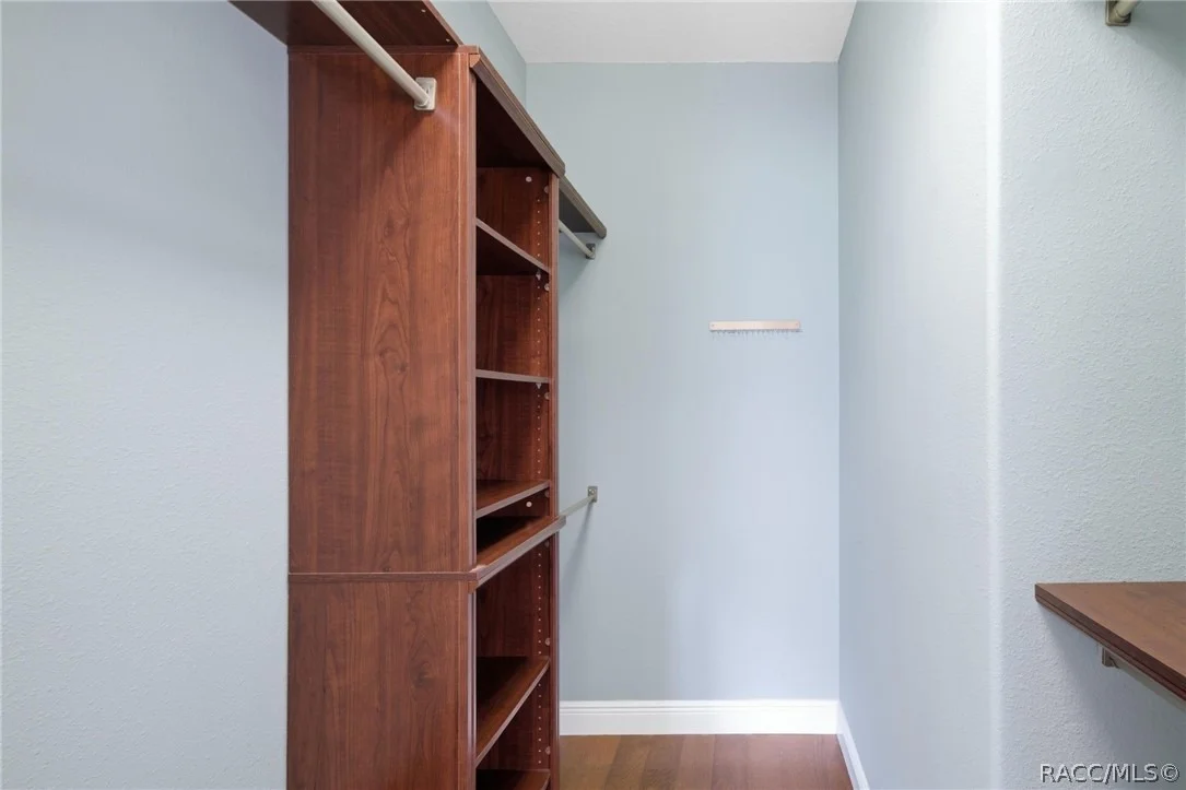 Photo of 1720 W Laurel Glen Path