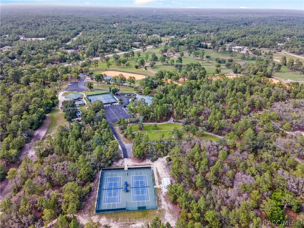 Photo of 4611 N Rushmore Loop