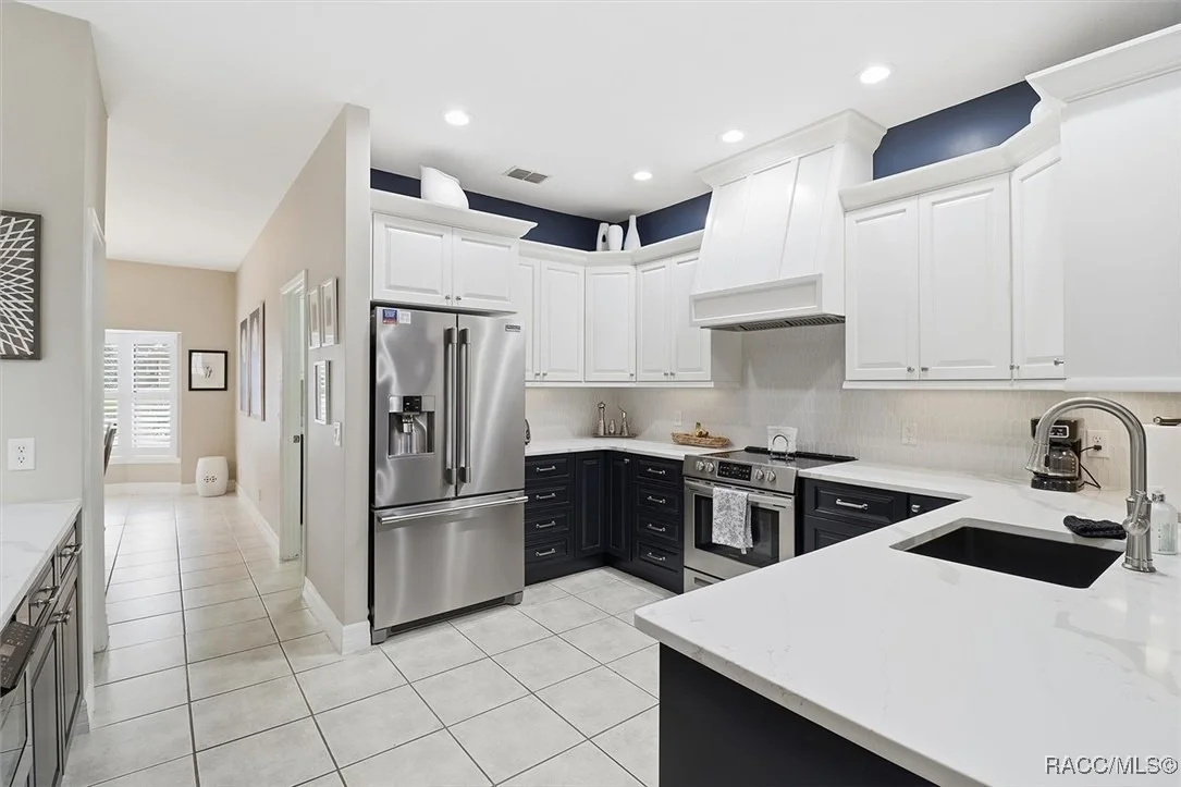 Photo of 3351 N Hidden Valley Point