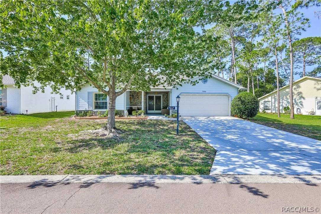 Photo of 7088 Crown Oaks Drive