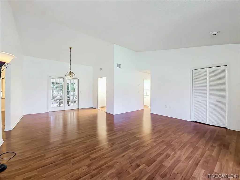 Photo of 255 Pine Street