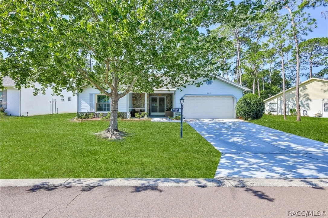 Photo of 7088 Crown Oaks Drive