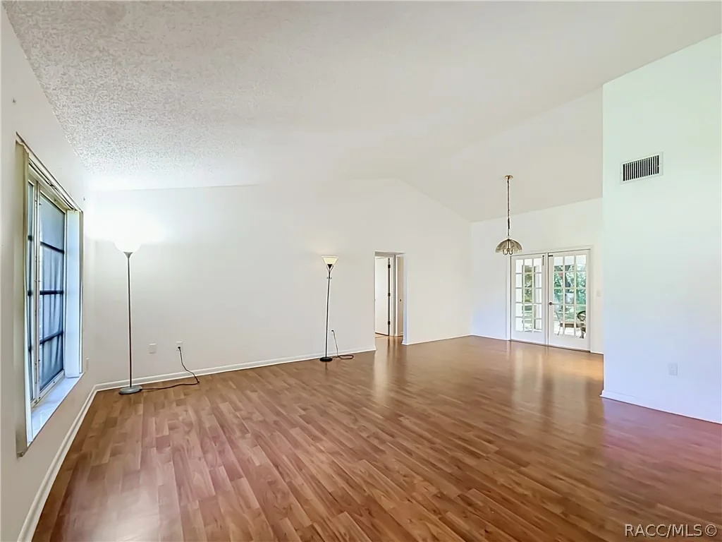 Photo of 255 Pine Street