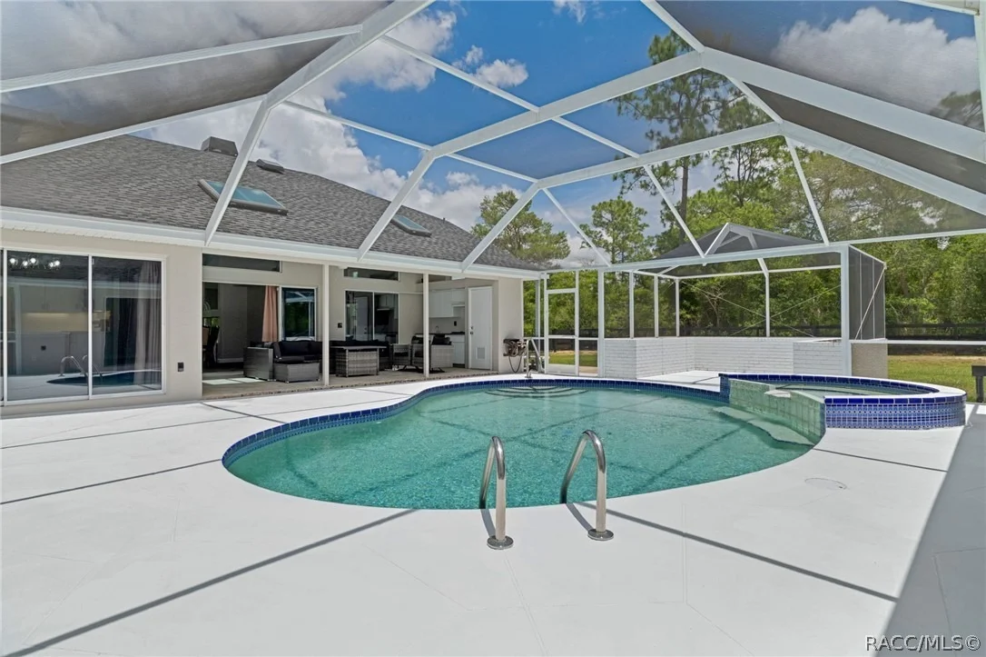 Photo of 4200 W Pine Ridge Boulevard