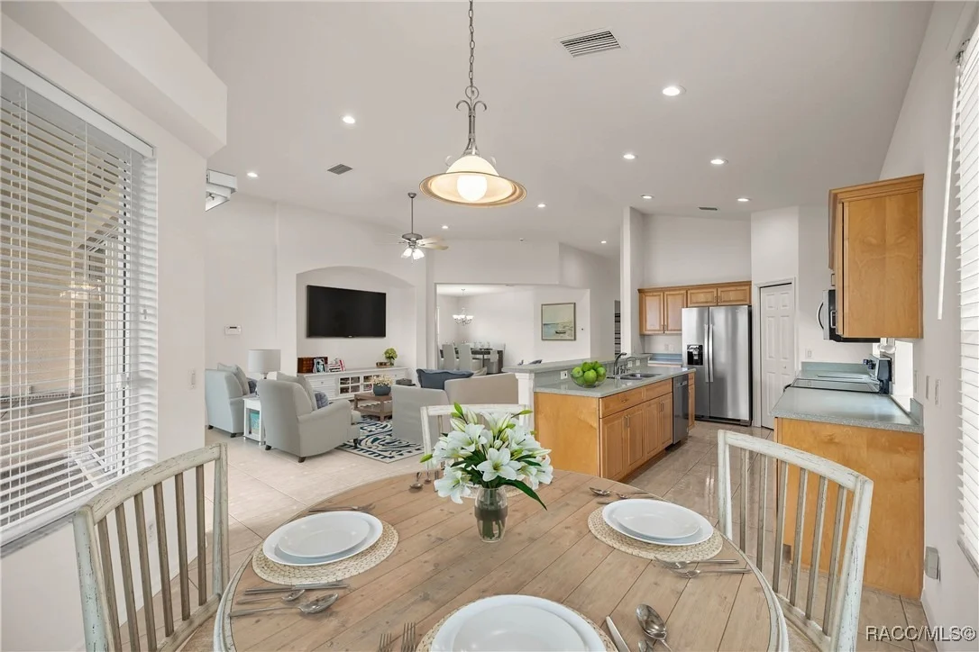 Photo of 1328 W Diamond Shore Loop