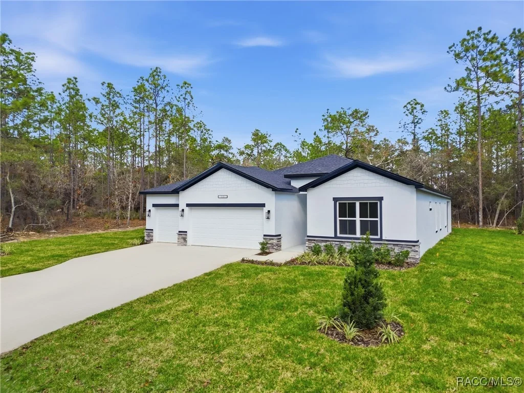 Photo of 32 Glenridge Circle