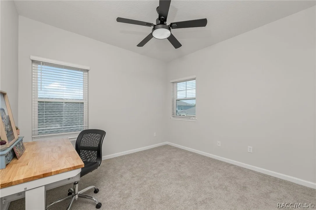 Photo of 121 Nighthawk Lane